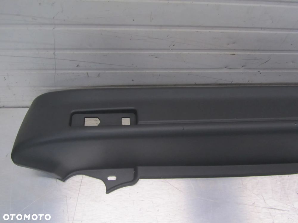 Renault Trafic-Vivaro 06-14 2.0 dci zderzak tył - 3