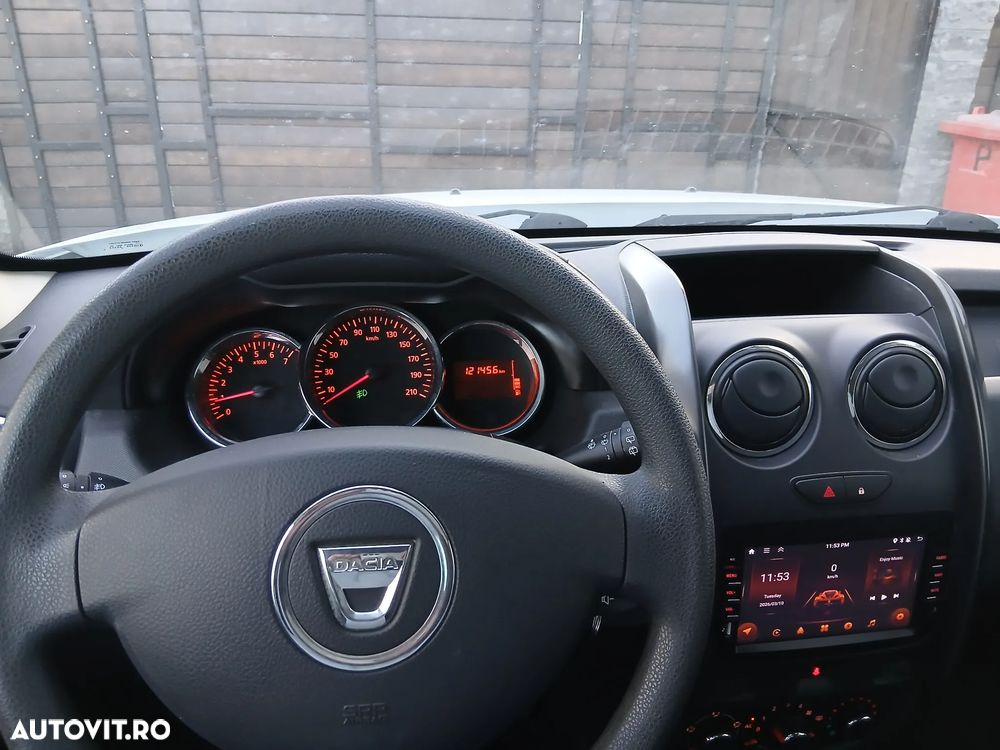 Dacia Duster 1.5 dCi 4x2 Prestige - 8
