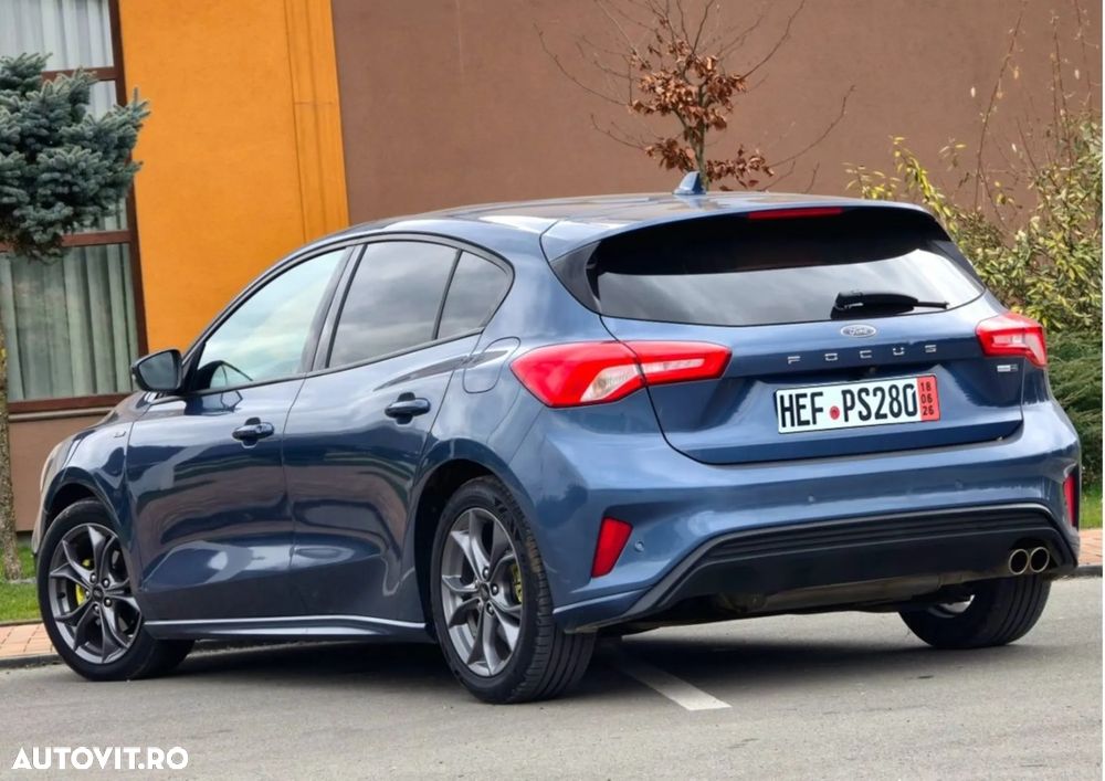 Ford Focus 1.0 EcoBoost Hybrid ST-LINE DESIGN - 4
