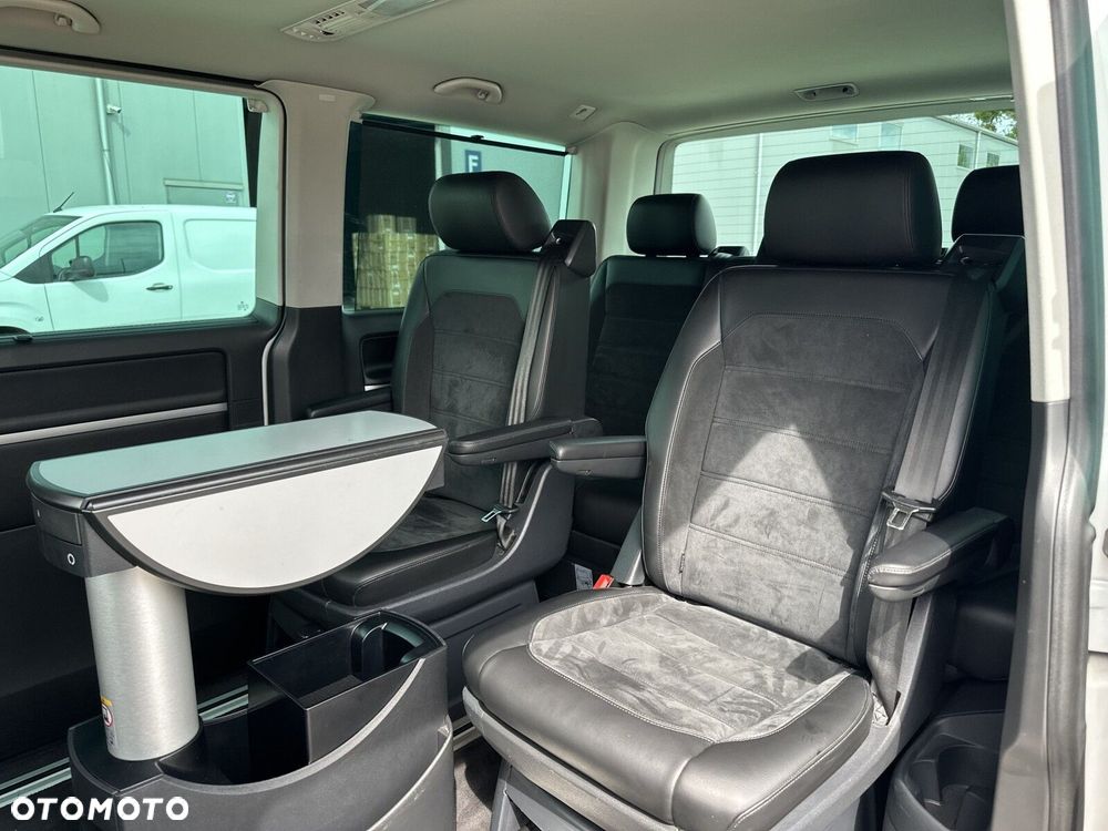 Volkswagen Multivan - 36