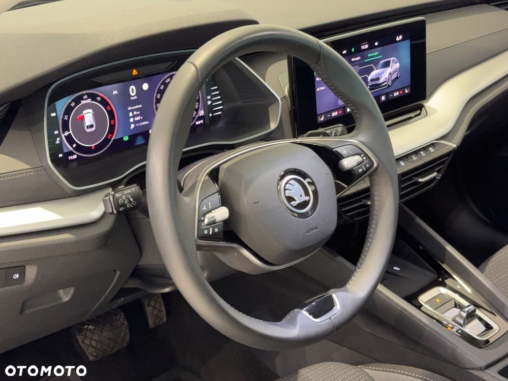 Skoda Octavia 2.0 TDI Selection DSG - 21