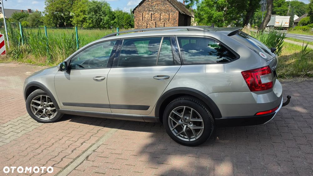 Skoda Octavia 2.0 TDI (Green tec) 4x4 Scout - 26
