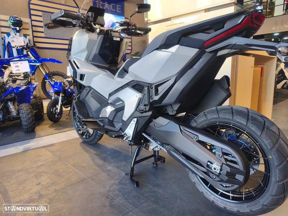 Honda X-ADV 750 - 6