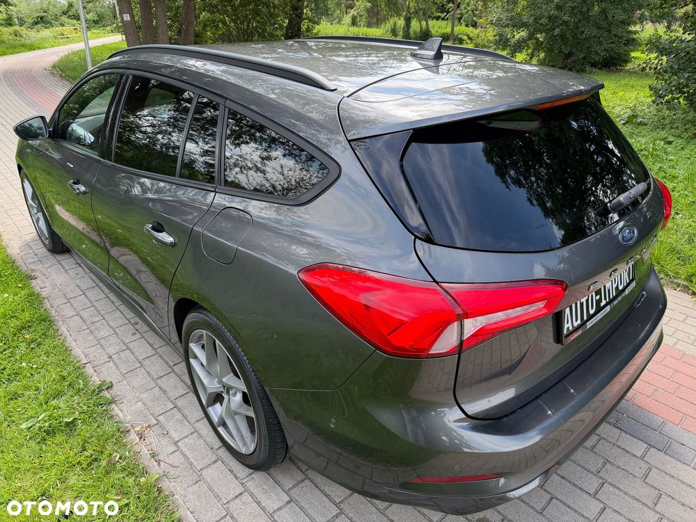 Ford Focus 1.5 EcoBlue Start-Stopp-System ST-LINE - 31