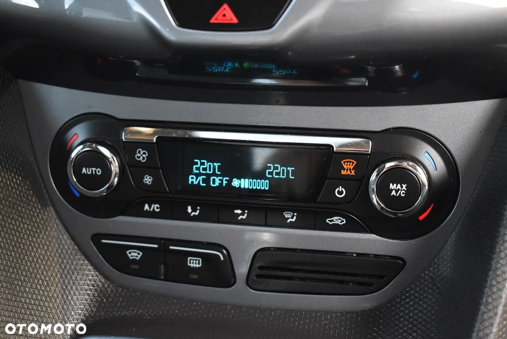 Ford Tourneo Connect 1.6 TDCi Titanium - 33