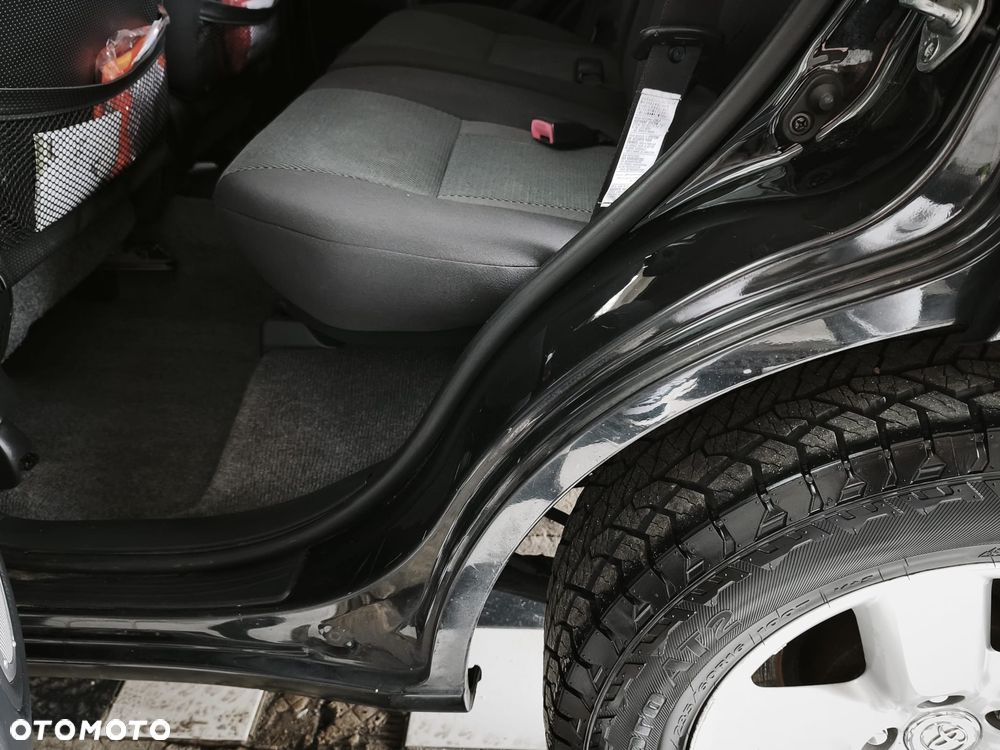 Toyota RAV4 2.0 VVT-i Sol - 22
