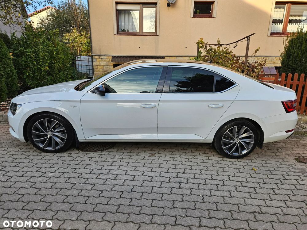 Skoda Superb 2.0 TSI L&K DSG - 4