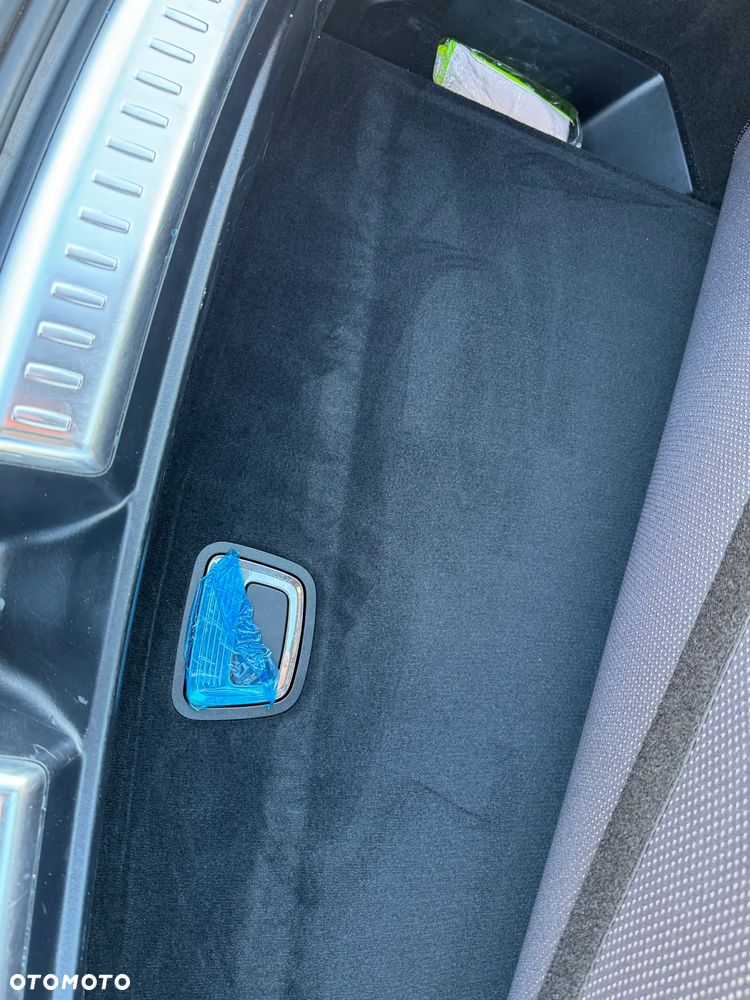 Mercedes-Benz GLE - 16