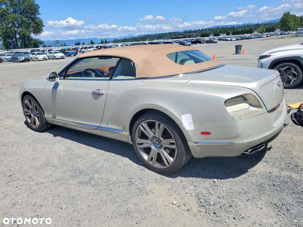 Bentley Continental GT - 4