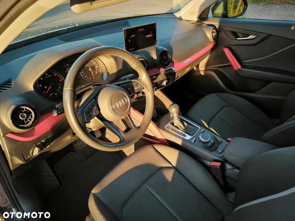 Audi Q2 1.6 TDI S tronic sport - 11
