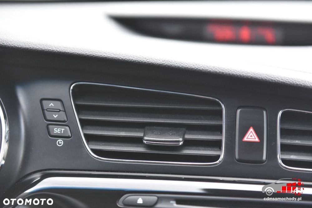 Kia Ceed - 30
