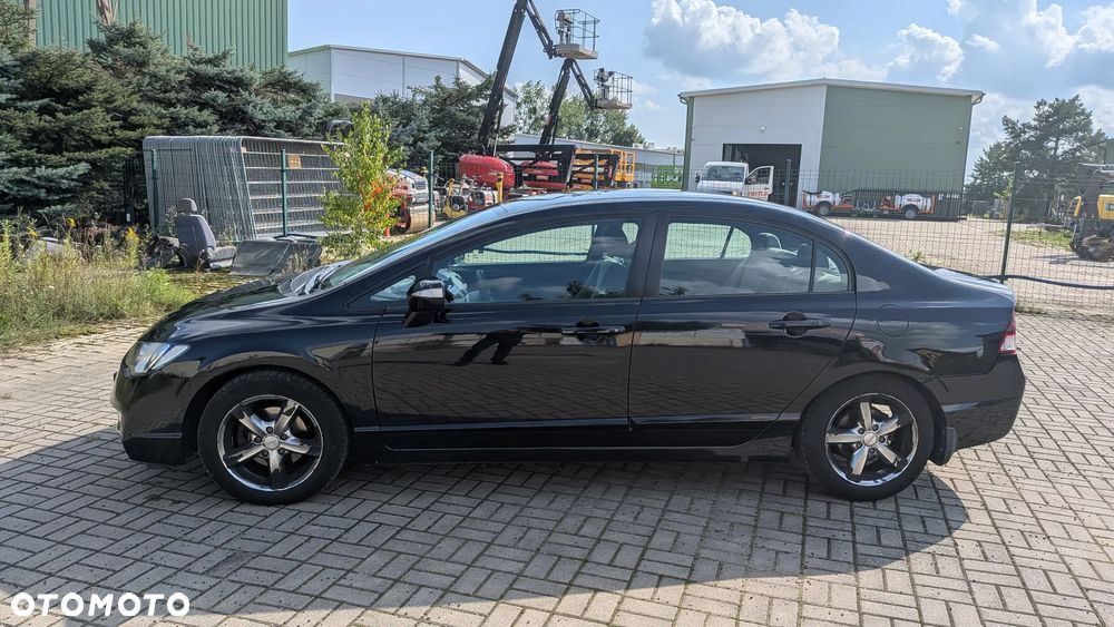 Honda Civic 1.8 Comfort - 3