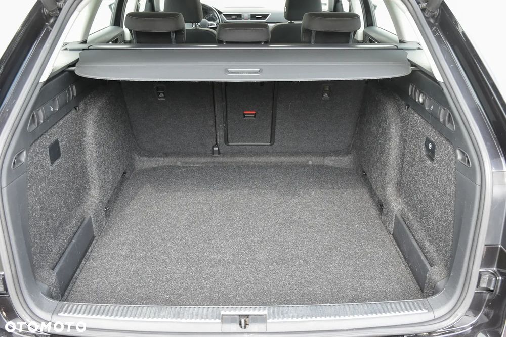 Skoda Superb 2.0 TDI 4x4 Style DSG - 37