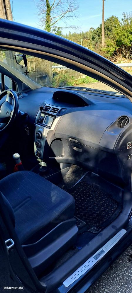 Toyota Yaris 1.4 D-4D Rock In Rio - 8