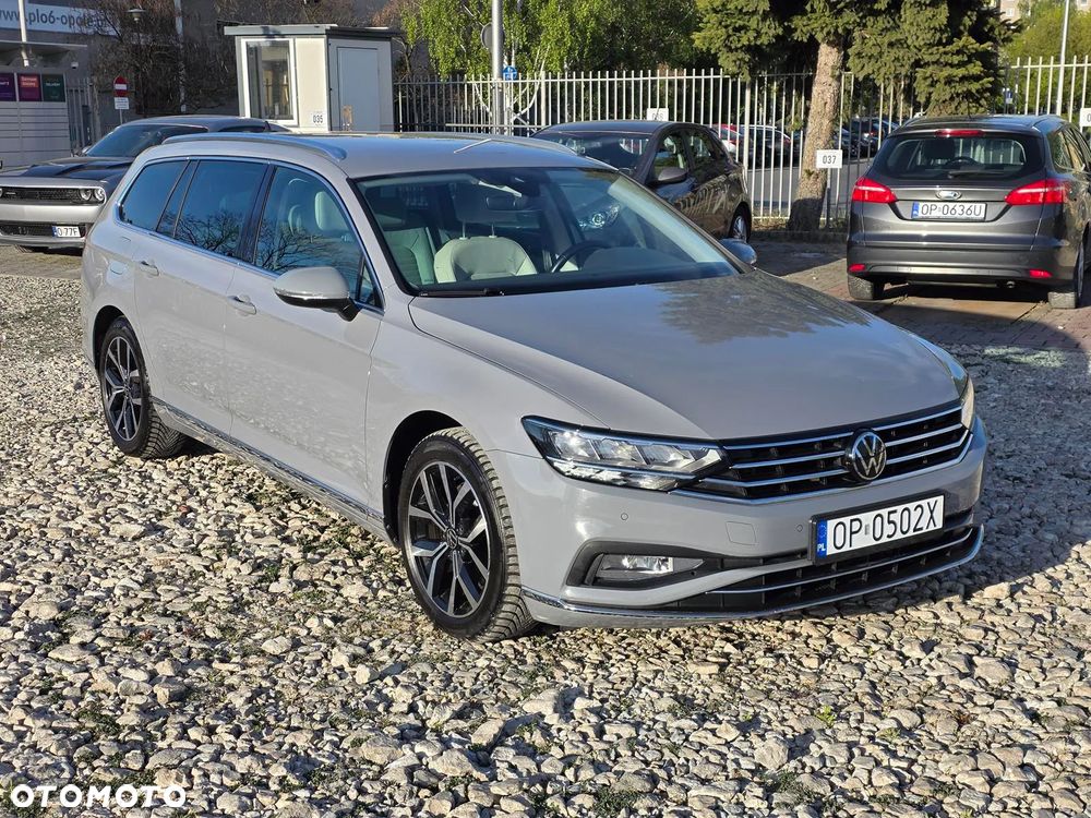 Volkswagen Passat 2.0 TDI EVO Business DSG - 2