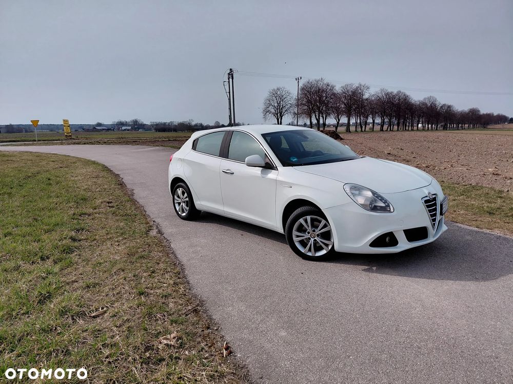 Alfa Romeo Giulietta - 7