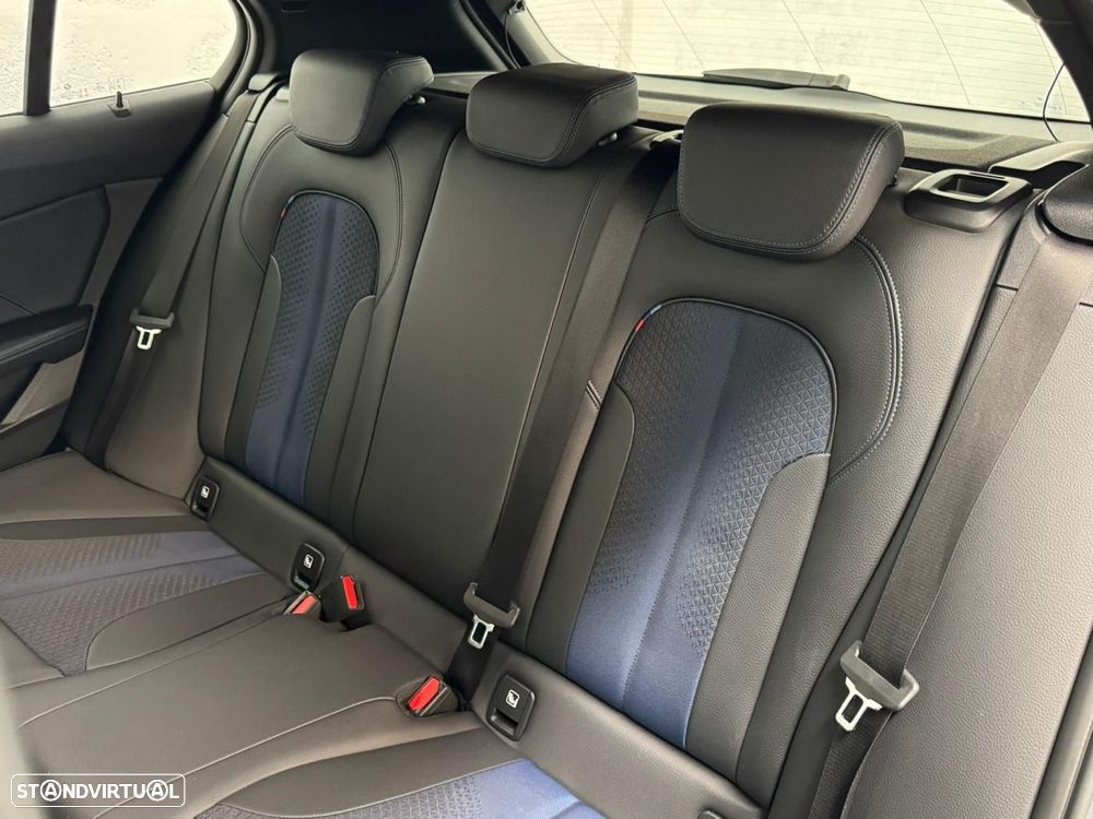 BMW 116 d Pack Desportivo M - 49