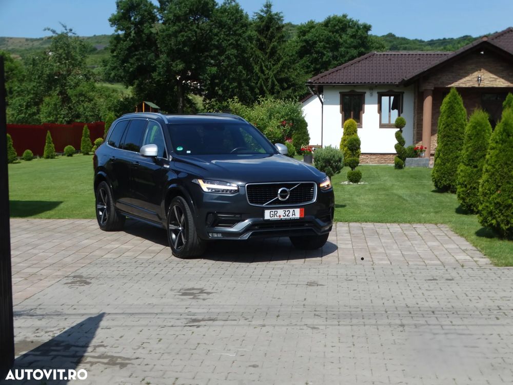 Volvo XC 90 - 1