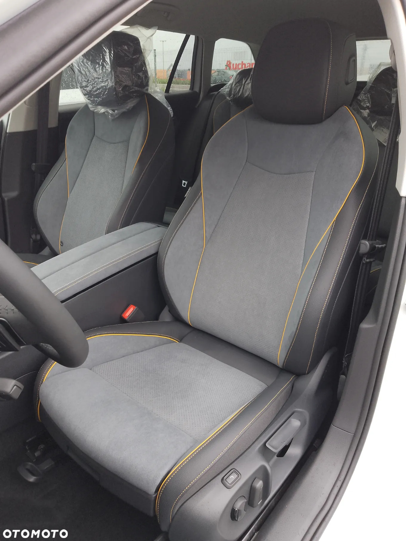 Skoda Superb 2.0 TDI SCR Selection DSG - 9
