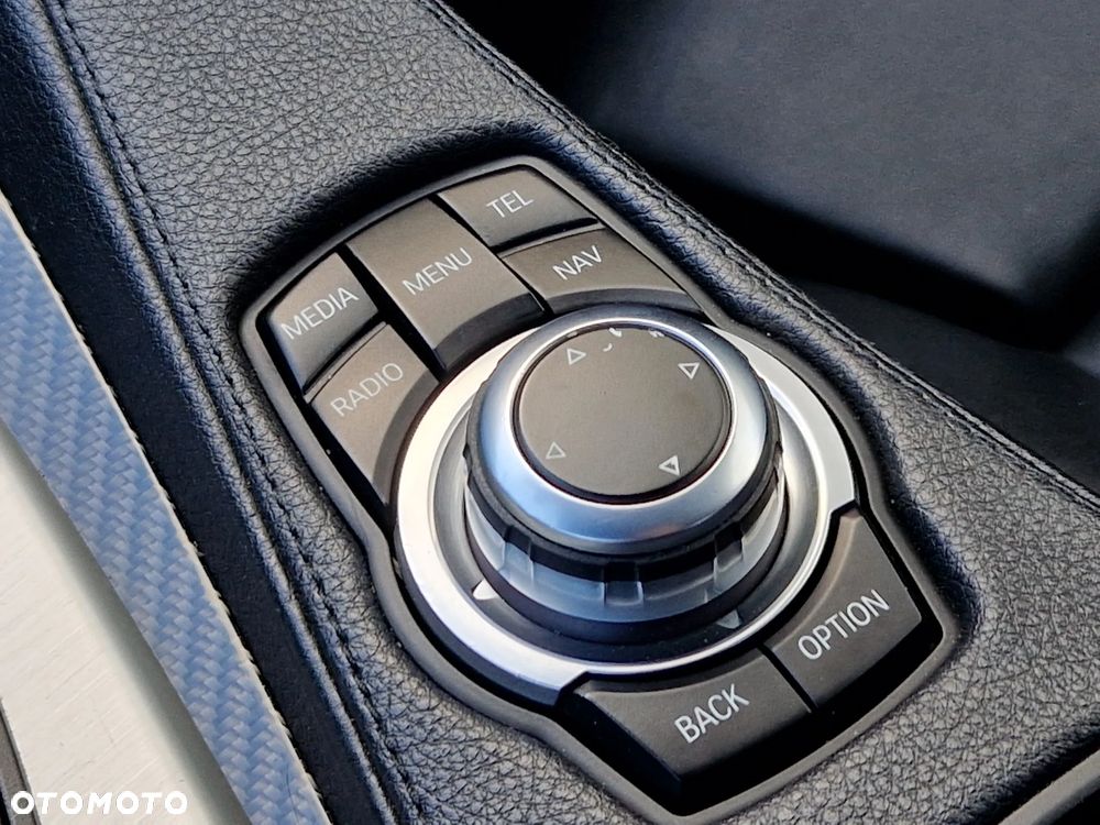 BMW M6 Standard - 24