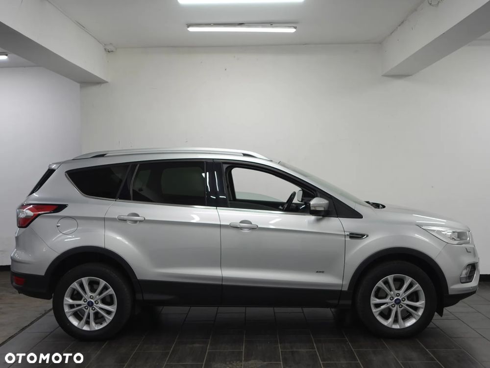 Ford Kuga - 9