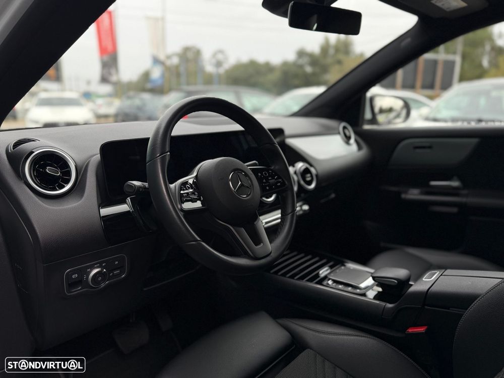 Mercedes-Benz GLA 180 d 8G-DCT Progressive - 14