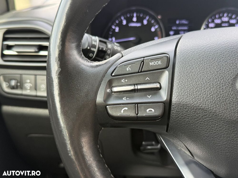 Hyundai i30 1.5 110CP M/T Highway - 28