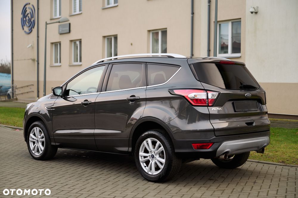 Ford Kuga 1.5 EcoBoost 2x4 Titanium - 8