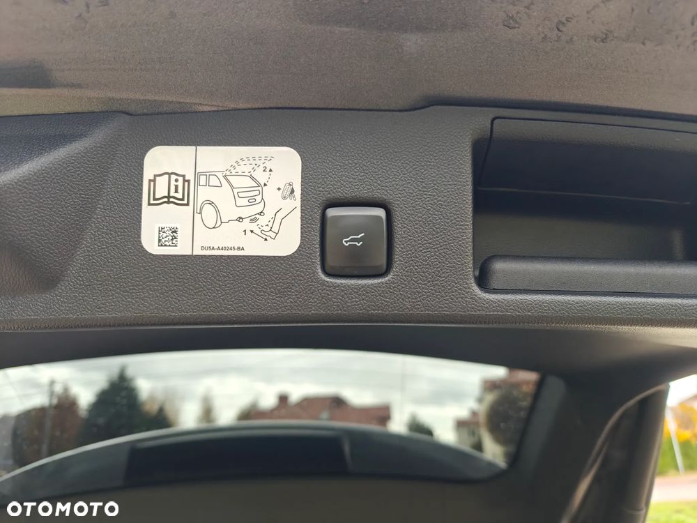 Ford Kuga 2.5 Duratec FHEV TITANIUM - 31