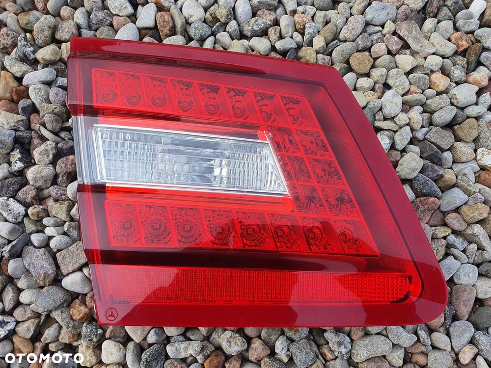 Lampa tył tylna lewa Mercedes W212 w klapę kombi Led rok 09- - 1