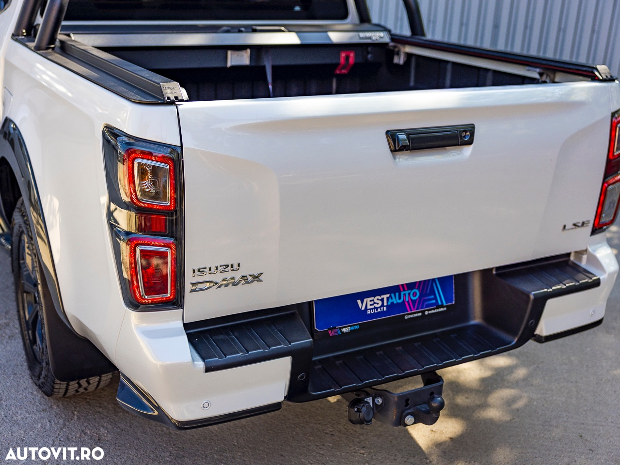 Isuzu D-Max 1.9 DSL 4x4 Double Cab AT Executive - 38