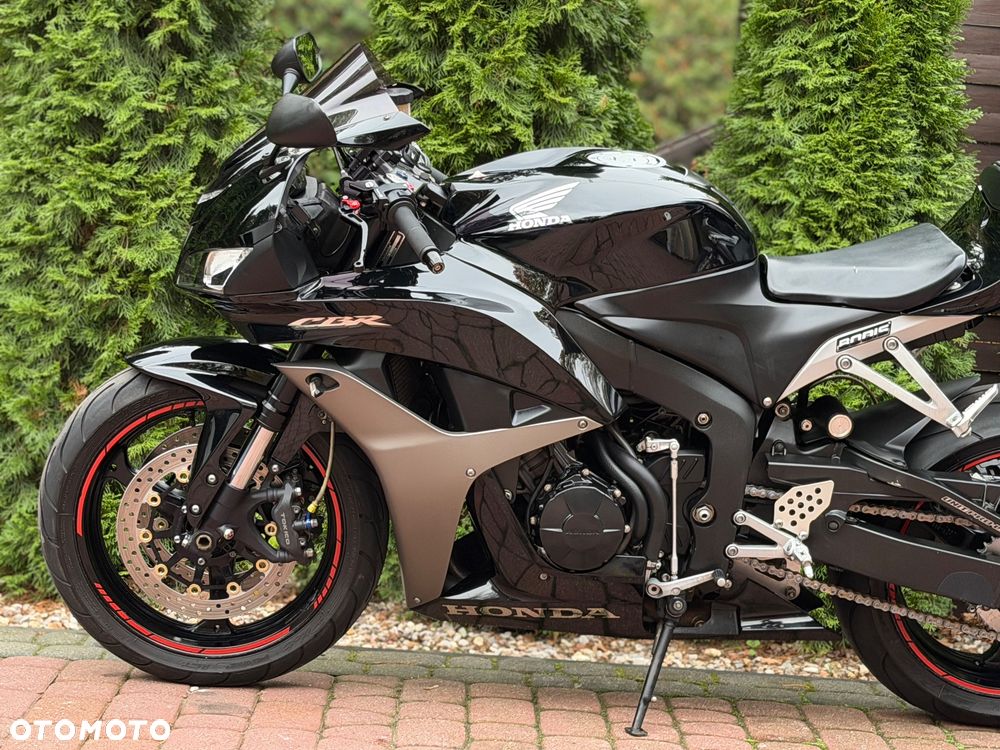 Honda CBR - 19