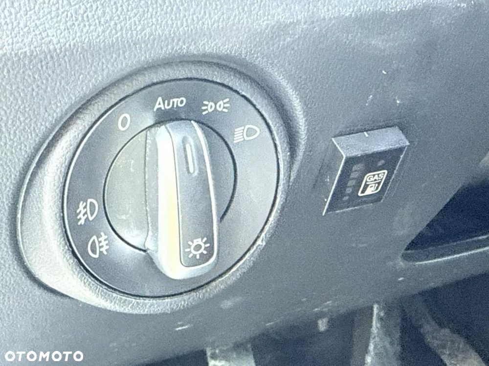 Volkswagen up! - 17