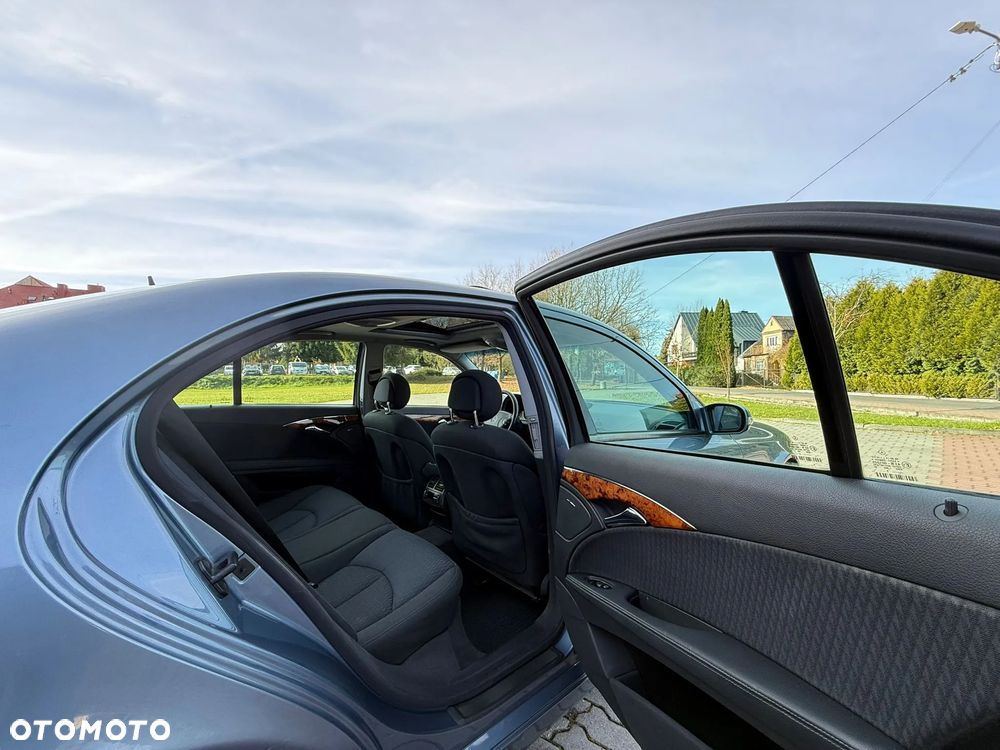 Mercedes-Benz Klasa E 200 CDI Automatik Elegance - 24