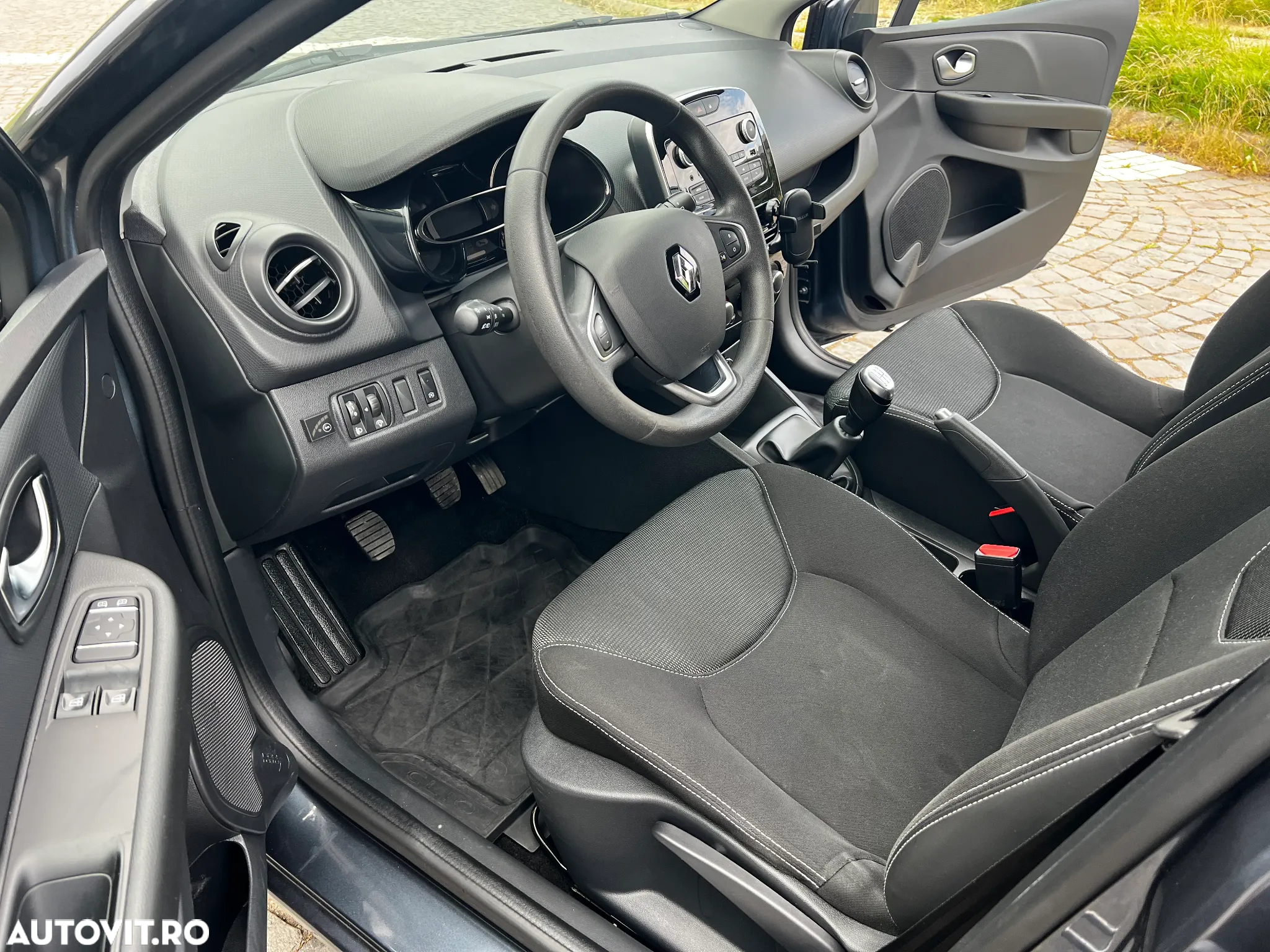 Renault Clio IV TCe Life - 11