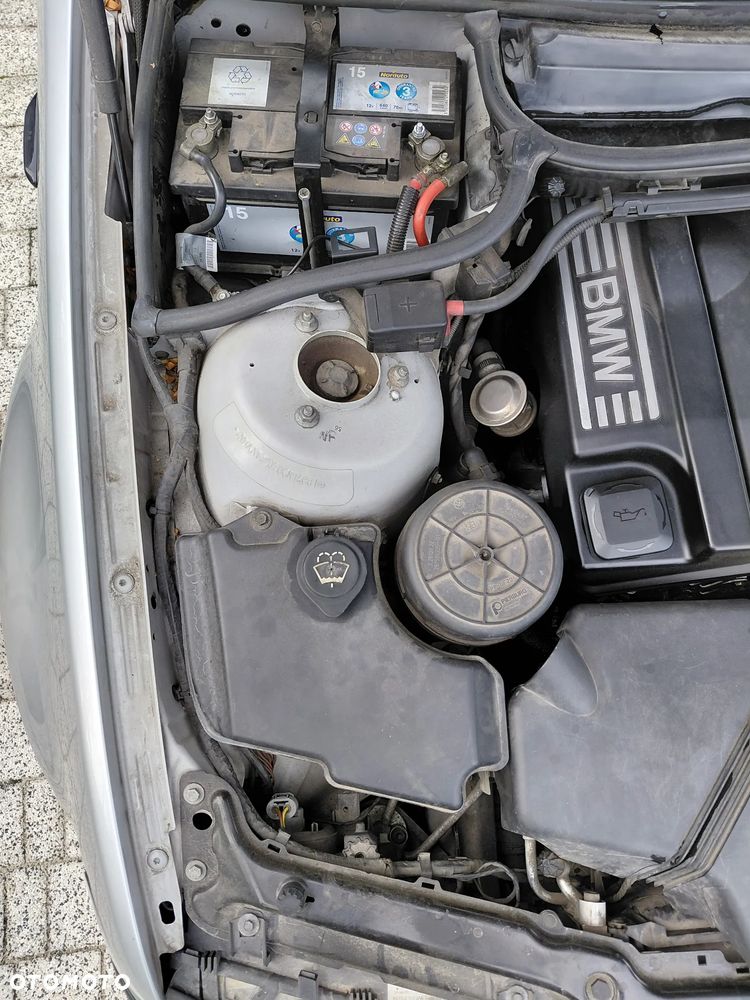 BMW Seria 3 316i - 23