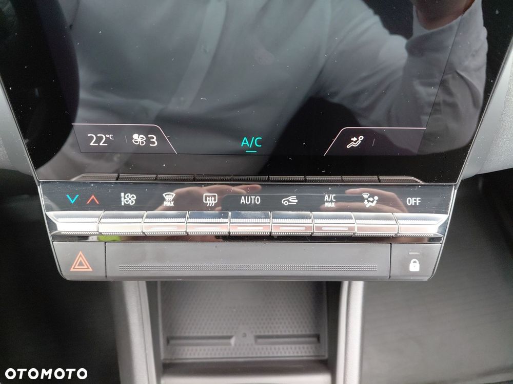 Renault Captur - 16