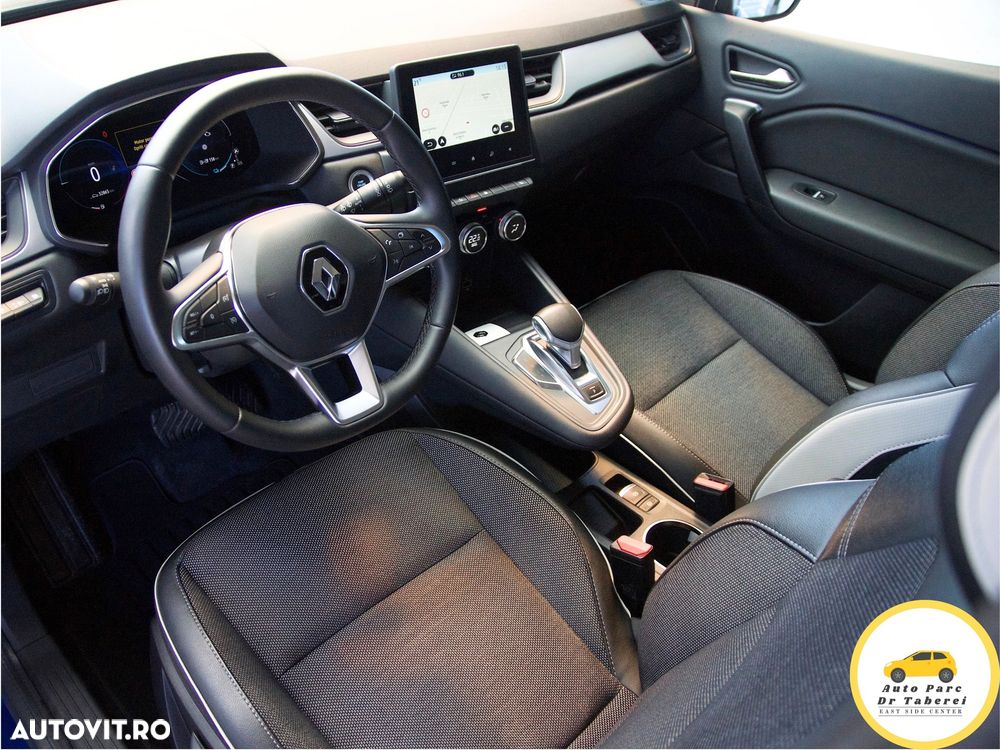 Renault Captur PHEV 160 Techno - 3