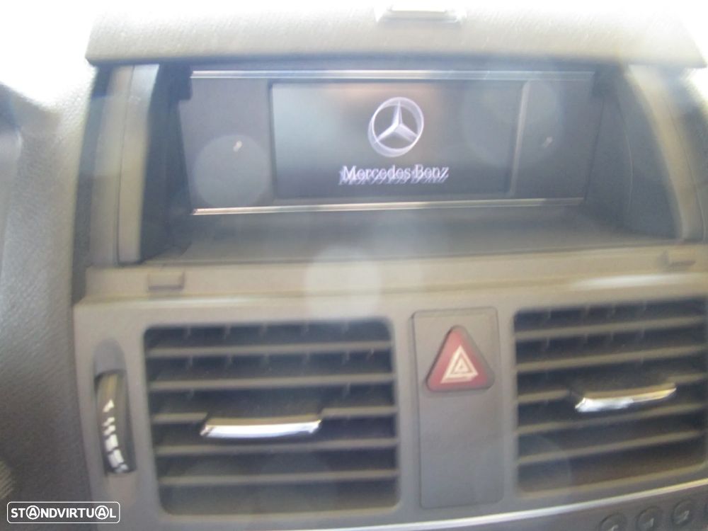 Mercedes-Benz C 250 CDi Avantgarde BlueEfficiency - 25