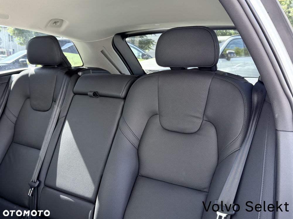 Volvo V90 - 16