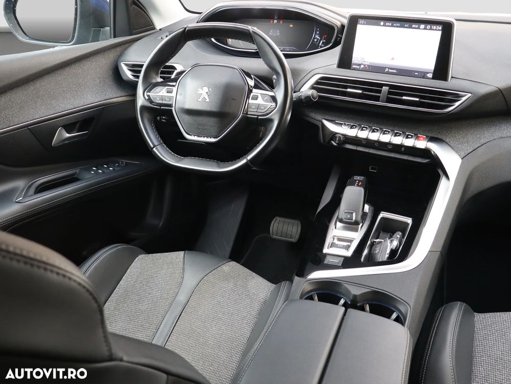 Peugeot 3008 PureTech 130 Stop & Start GPF EAT8 Allure Business-Paket - 13