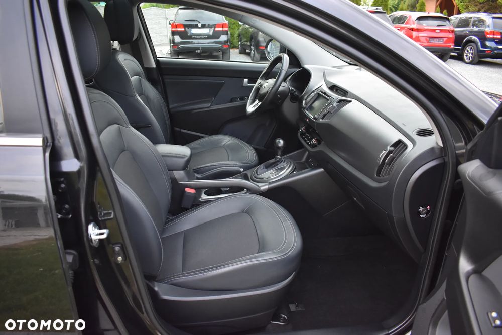 Kia Sportage 2.0 CRDI 4WD Automatik Vision - 34