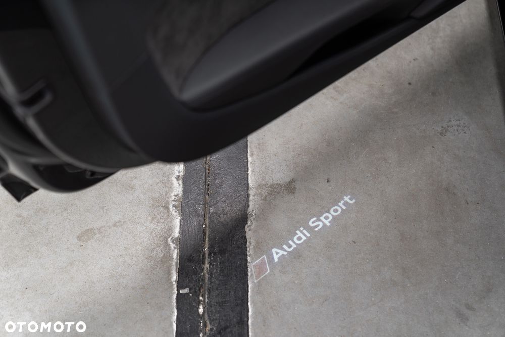 Audi R8 Coupé V10 Quattro - 39