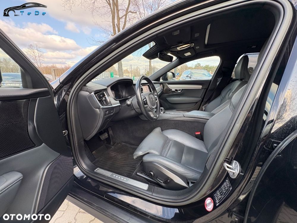 Volvo V90 Cross Country B5 D AWD Core - 20