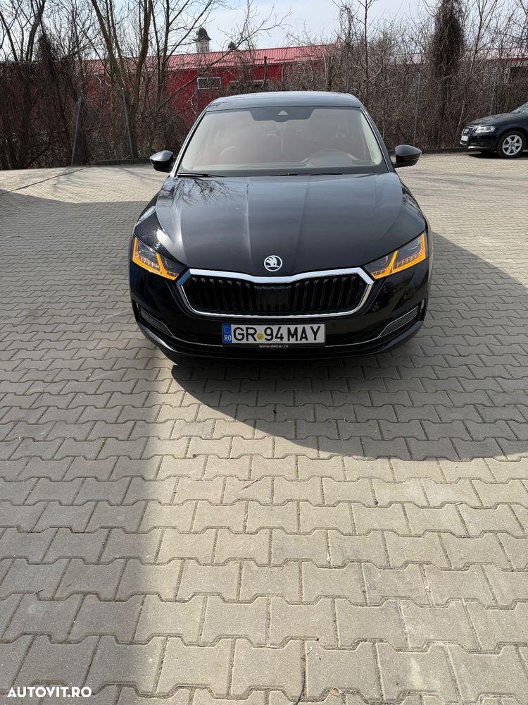 Skoda Octavia 2.0 TDI DSG Style - 1
