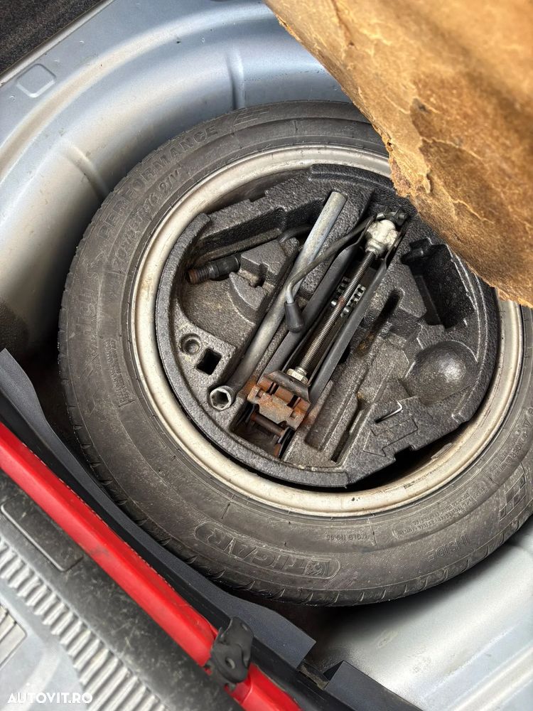 Skoda Octavia 1.6 TDI DPF Ambition - 29