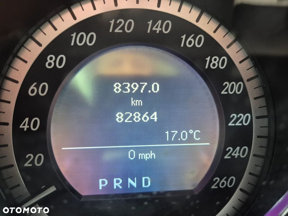 Mercedes-Benz Klasa E 250 CGI BlueEFFICIENCY Automatik Avantgarde - 14