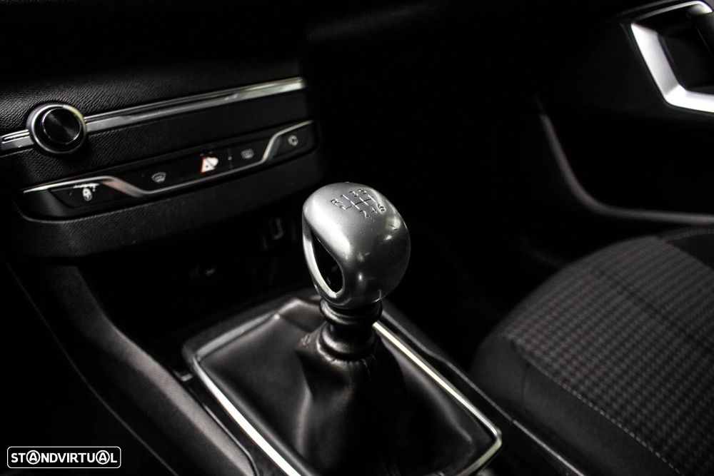 Peugeot 308 SW BlueHDi 130 Stop & Start Active - 18