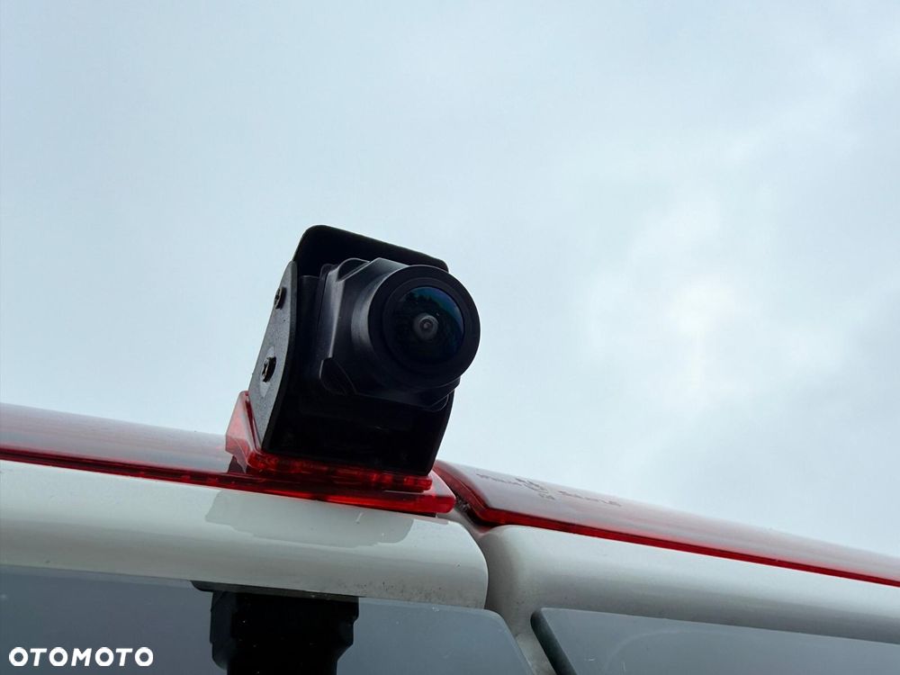 Volkswagen Transporter - 12