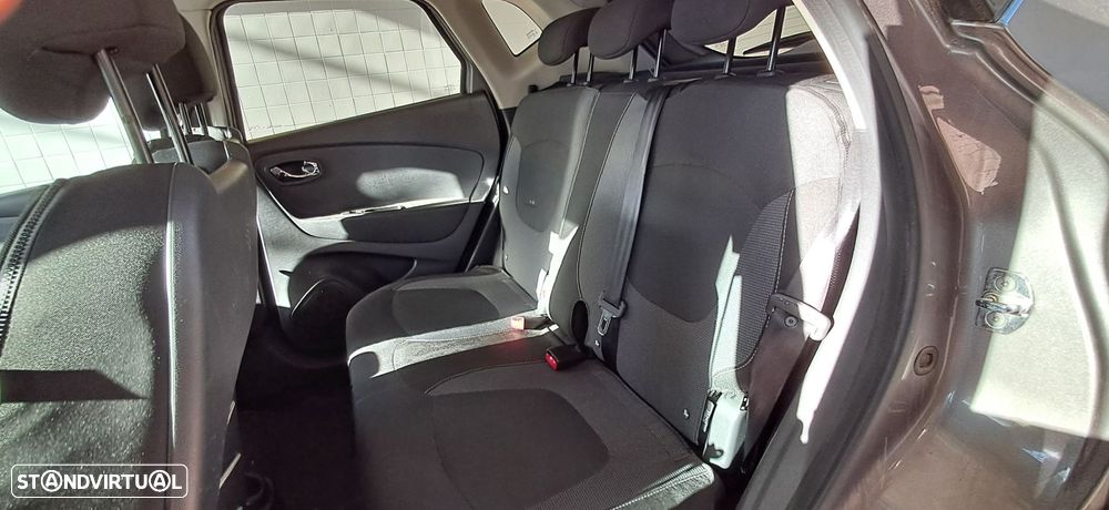 Renault Captur 0.9 TCE Exclusive - 11
